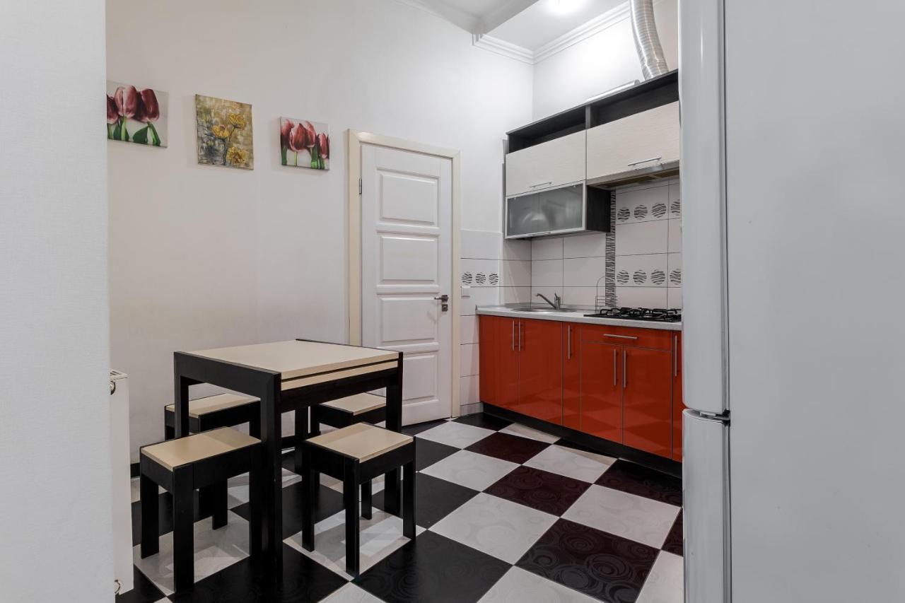 Halytska Apartment Lviv Exterior foto